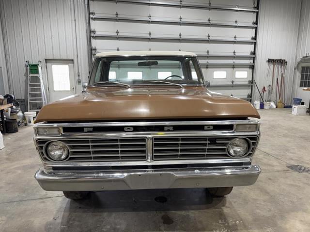 Image of Ford F-250 equipment image 4