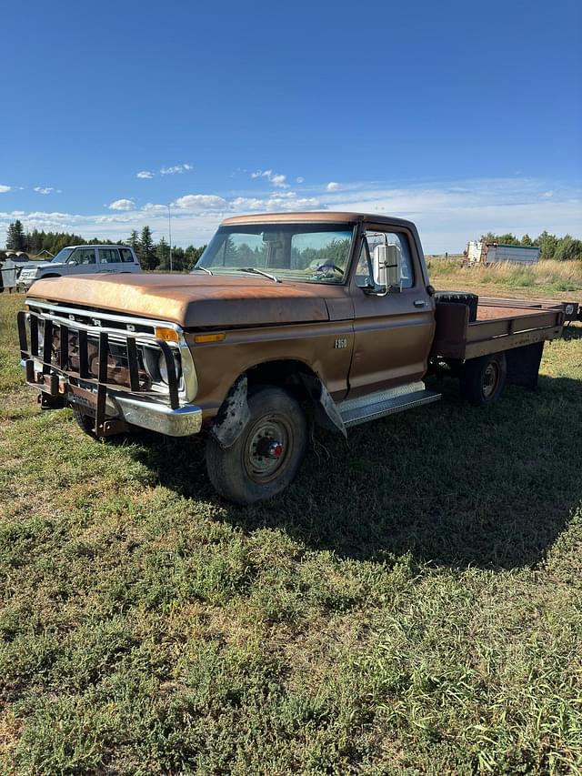 Image of Ford F-250 equipment image 1