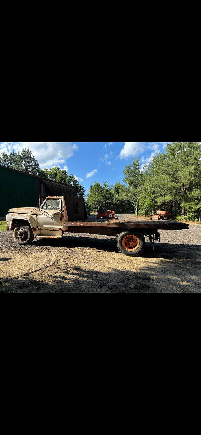 Image of Ford F-500 equipment image 1