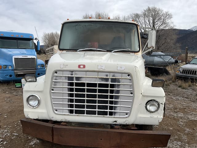 Image of Ford F600 equipment image 1