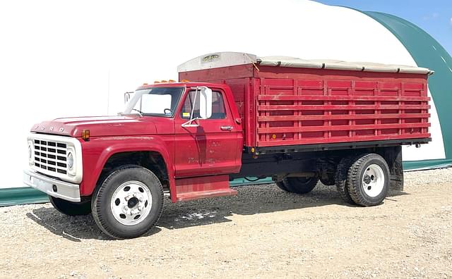 Image of Ford F-600 equipment image 1