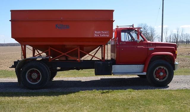 Image of GMC 6500 equipment image 2