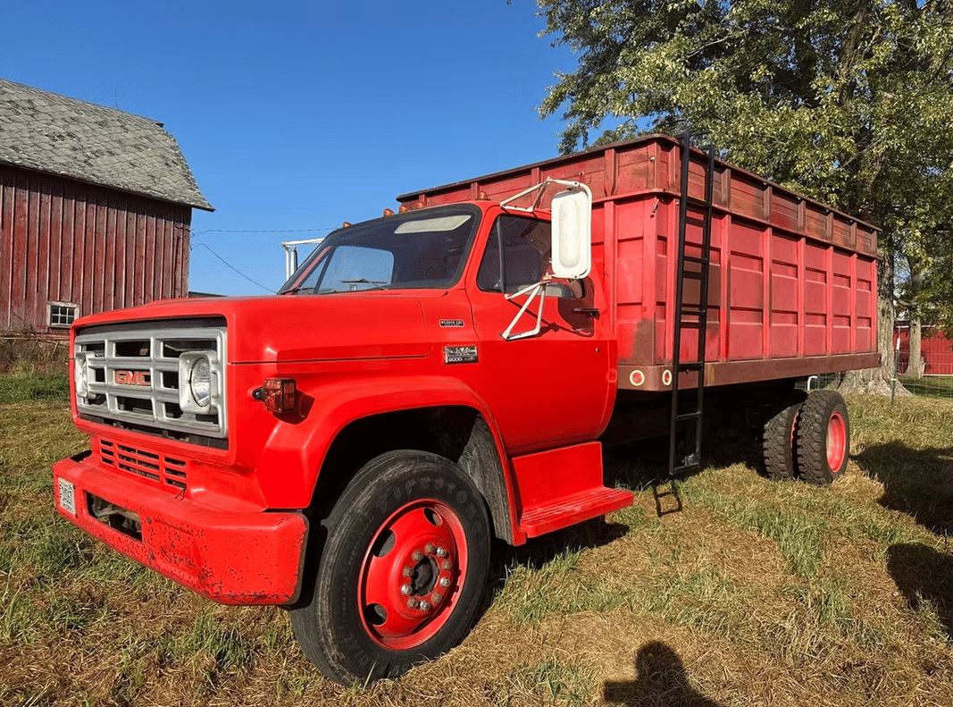 1974 GMC 6000 Equipment Image0