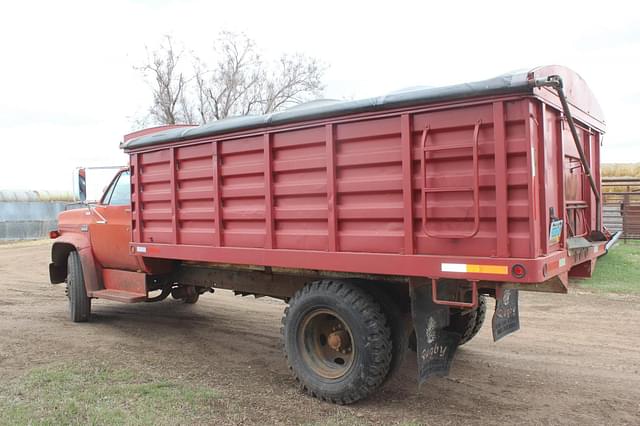 Image of GMC 6000 equipment image 4