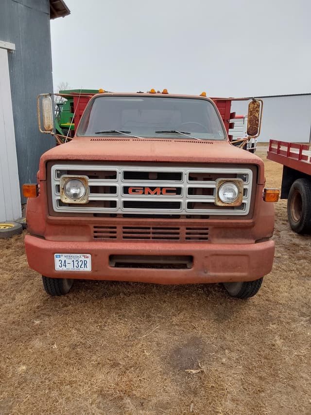 Image of GMC 6000 equipment image 1