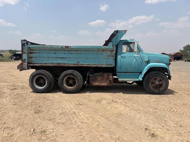 Image of GMC 7500 equipment image 3