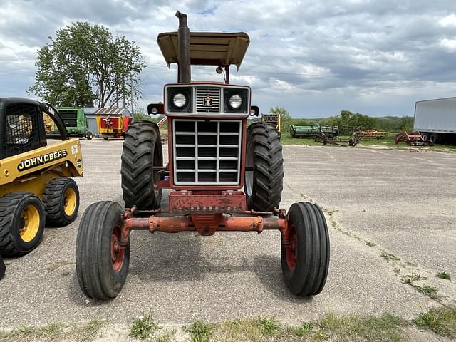 Image of International Harvester 1066 equipment image 1