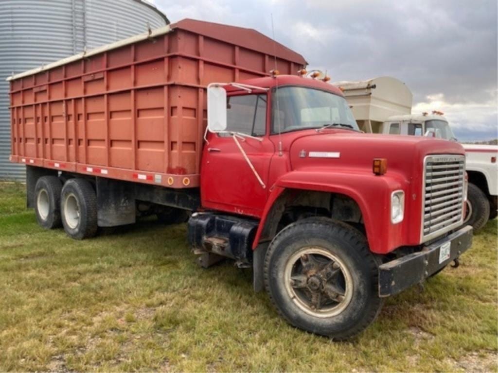 1974 International 1800 Equipment Image0