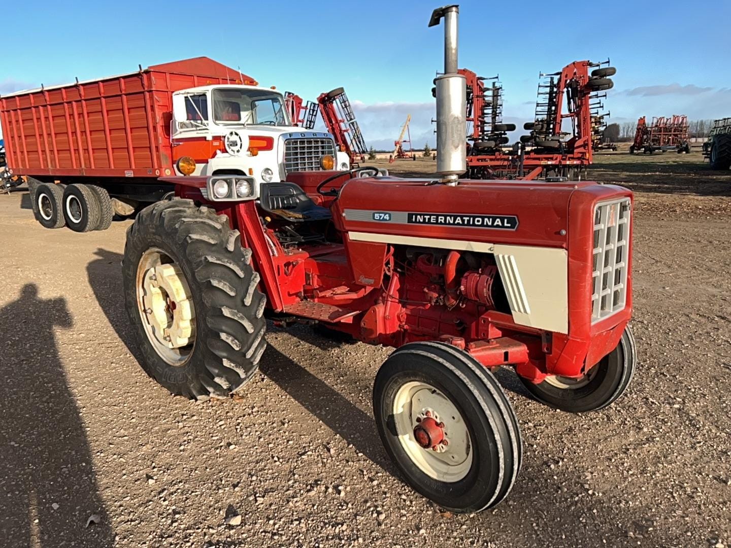 Main image International Harvester 574