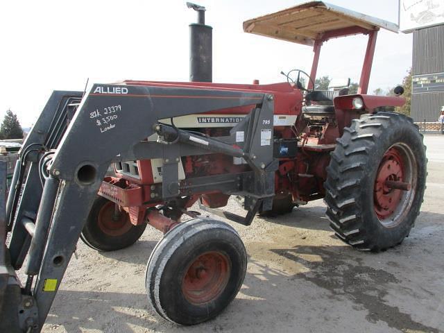 Image of International Harvester 1466 equipment image 1