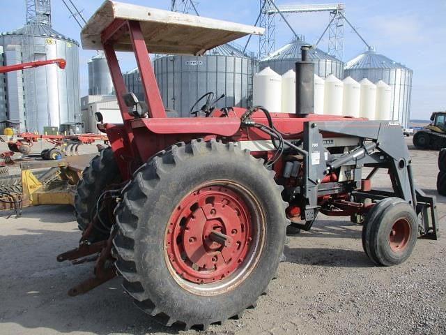 Image of International Harvester 1466 equipment image 3