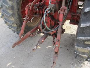 Main image International Harvester 1466 18