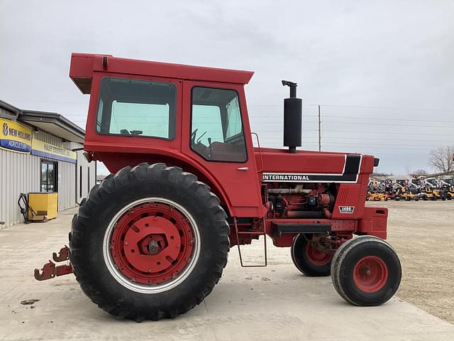 Image of International Harvester 1466 equipment image 1