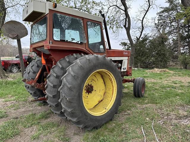 Image of International Harvester 1466 equipment image 4