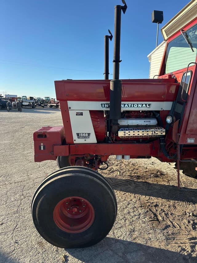 Image of International Harvester 1568 equipment image 4