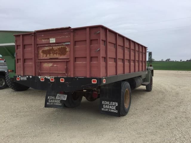 Image of International 1600 equipment image 2