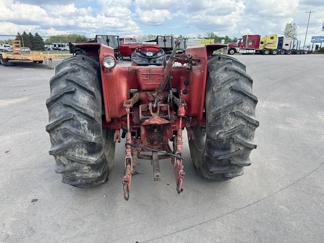 Image of International Harvester 574 equipment image 3