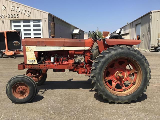 Image of International Harvester 666 equipment image 3