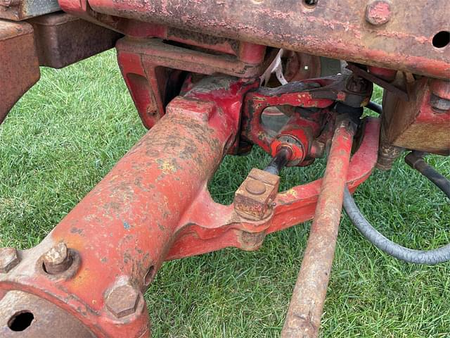 Image of International Harvester 766 equipment image 4