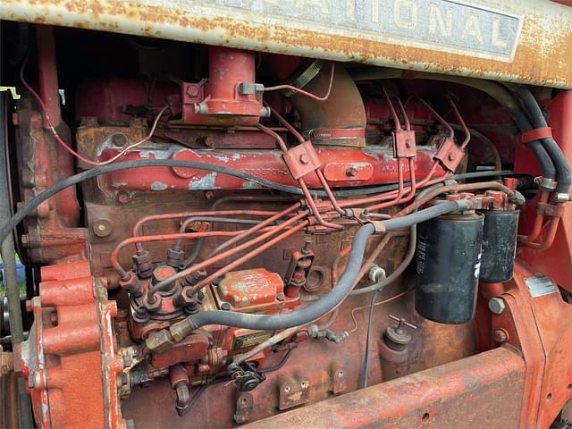 Image of International Harvester 766 equipment image 3