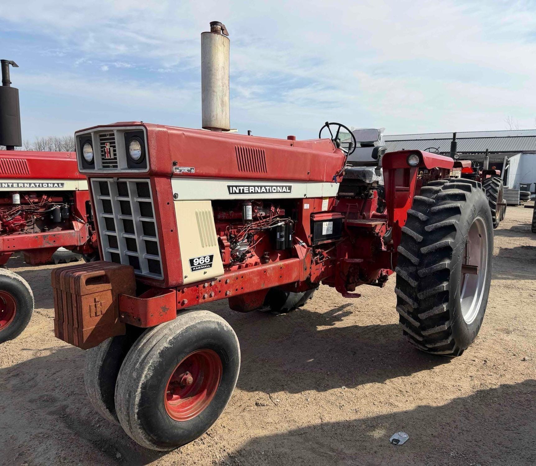 1974 International Harvester 966 Equipment Image0