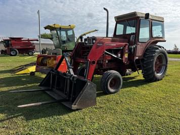 Main image International Harvester 966