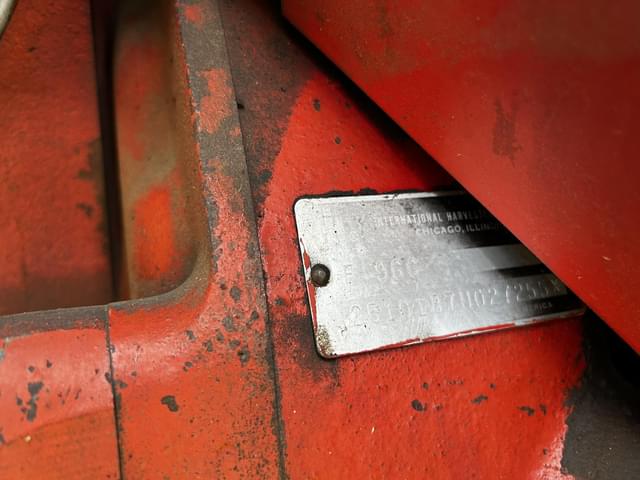 Image of International Harvester 966 equipment image 1