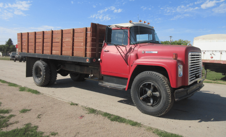 Main image International Loadstar 1600