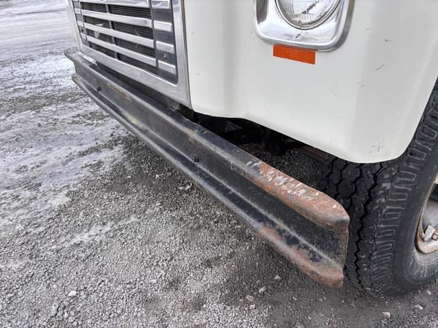 Image of International Loadstar equipment image 3