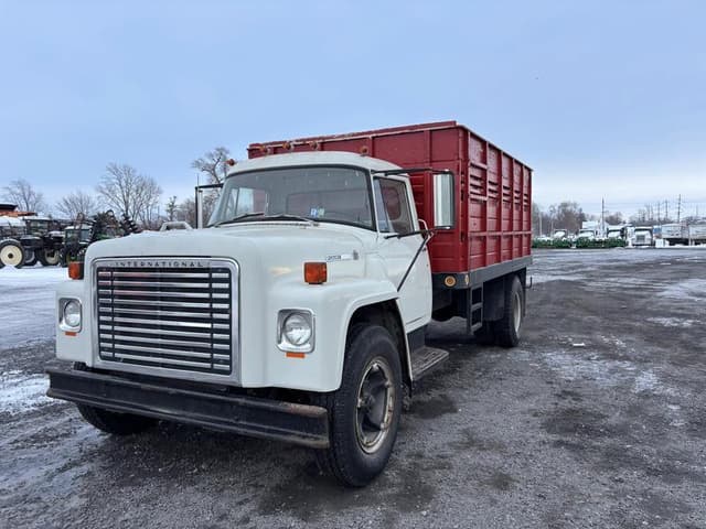 Image of International Loadstar equipment image 2