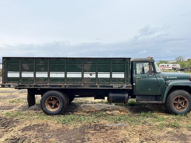 Image of International Loadstar equipment image 2