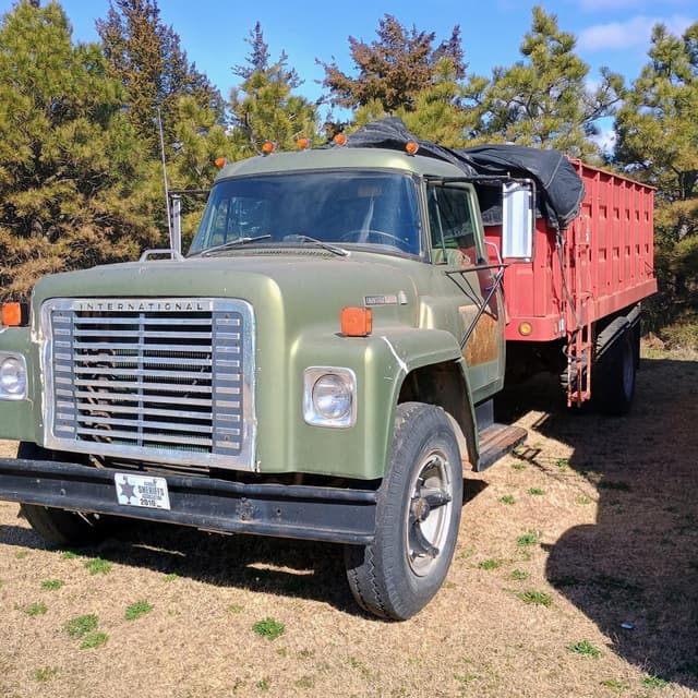 Image of International Loadstar equipment image 2