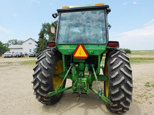 Image of John Deere 4230 equipment image 3