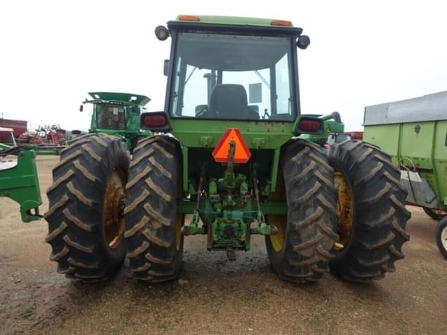 Image of John Deere 4430 equipment image 4
