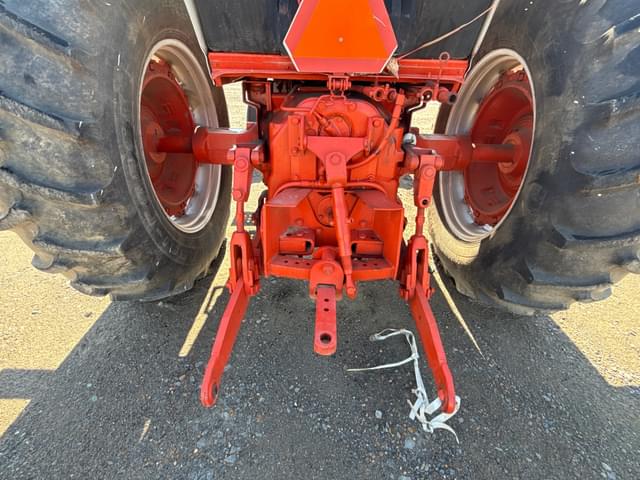 Image of J.I. Case 1370 equipment image 4