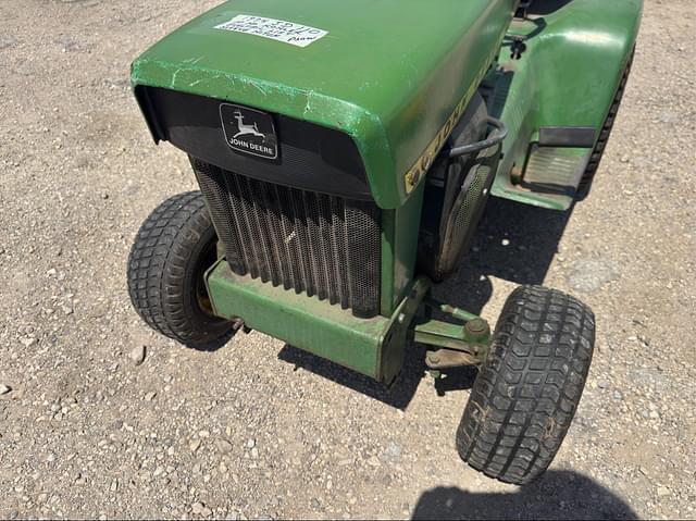 Image of John Deere 110 equipment image 1