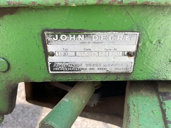 Thumbnail image John Deere 1530 6