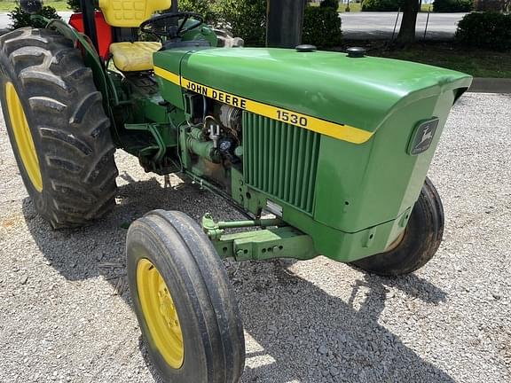 Thumbnail image John Deere 1530 7