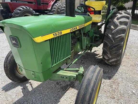 Thumbnail image John Deere 1530 8