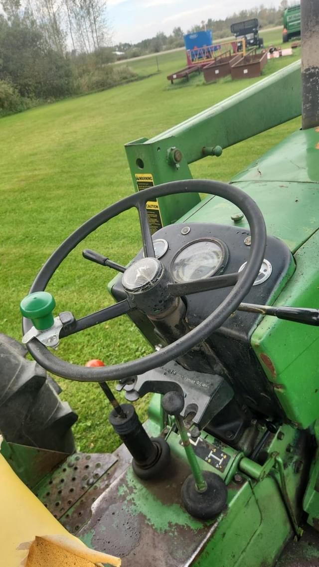 Image of John Deere 2030 equipment image 4