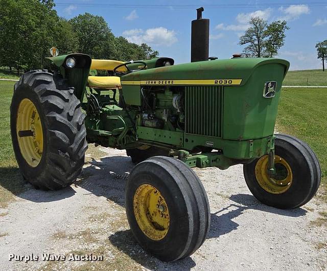 Image of John Deere 2030 equipment image 2