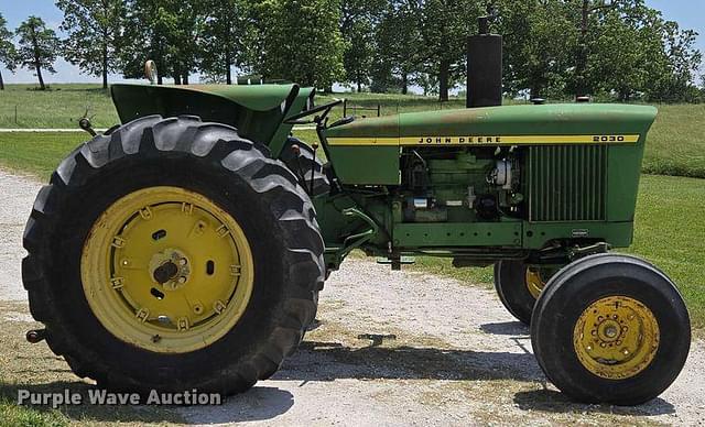 Image of John Deere 2030 equipment image 3