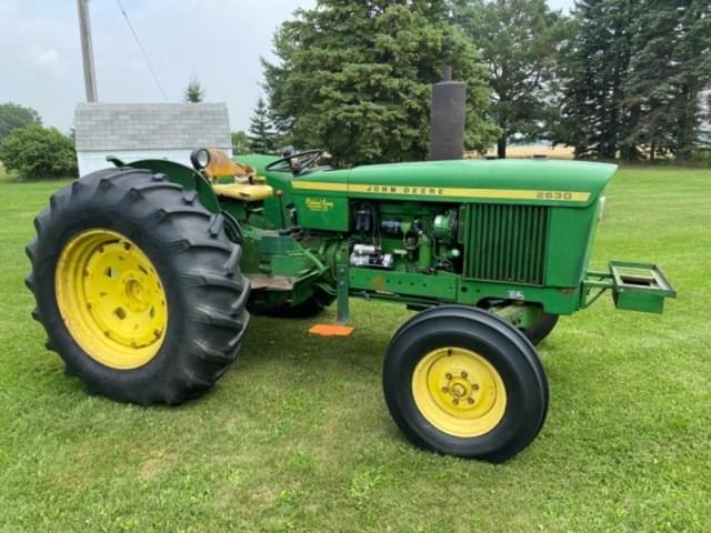 Image of John Deere 2630 equipment image 1
