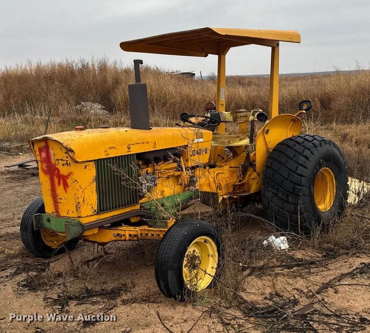 1974 John Deere 401B Equipment Image0