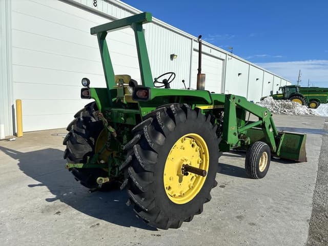 Image of John Deere 4030 equipment image 4