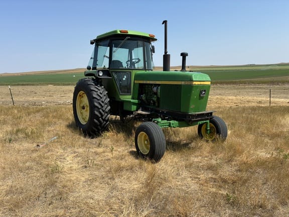 1974 John Deere 4230 Equipment Image0