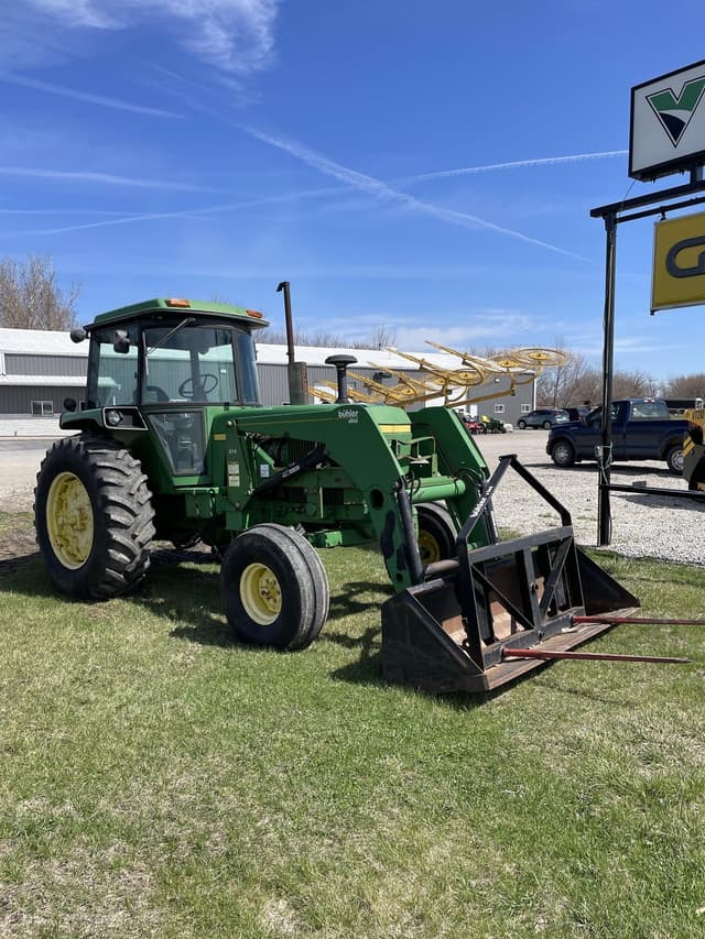 Image of John Deere 4230 equipment image 1