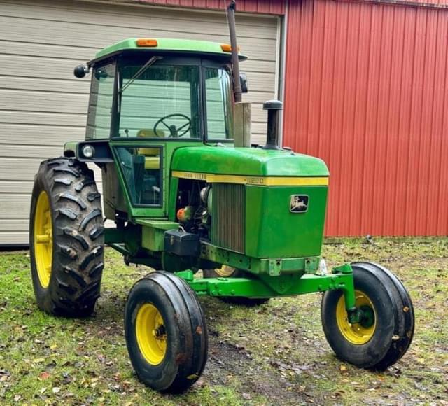 Image of John Deere 4230 equipment image 2