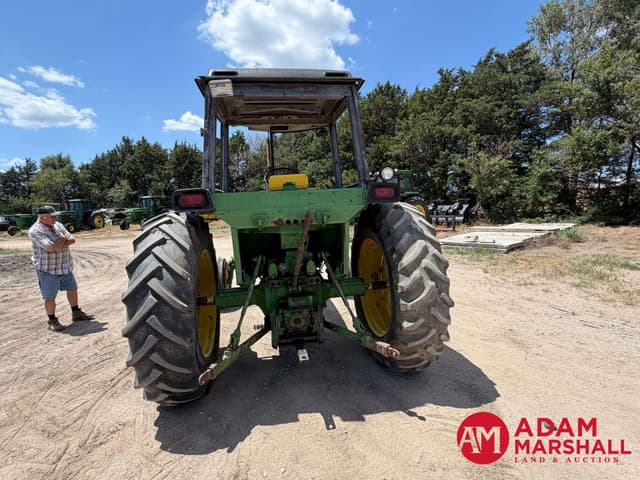 Image of John Deere 4230 equipment image 4