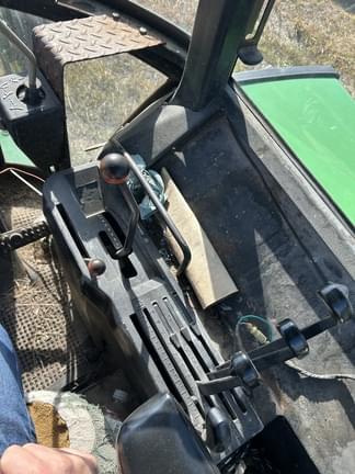 Image of John Deere 4430 equipment image 4